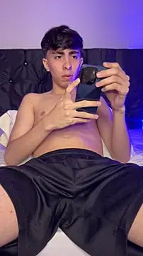 Snapshot of michaell_twinkk chatting on May 2026 03:45:01 AM michaell twinkk online show from May 2026 03:45:01 AM