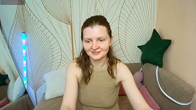 Snapshot of Liza__Evans chatting on May 2026 02:07:02 AM Liza Evans online show from May 2026 02:07:02 AM