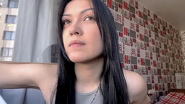 Snapshot of NuCrumm chatting on April 2026 10:11:01 AM NuCrumm online show from April 2026 10:11:01 AM