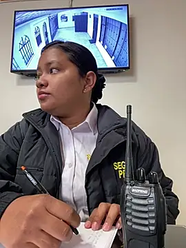 VANNESA SECURITY online show from April 2026 02:34:01 PM