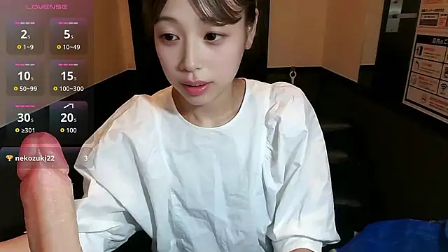 yupop09 online show from June 2026 02:33:02 AM
