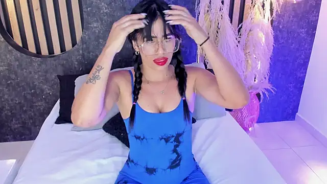Snapshot of CatalinaRey chatting on May 2026 11:17:01 AM CatalinaRey online show from May 2026 11:17:01 AM