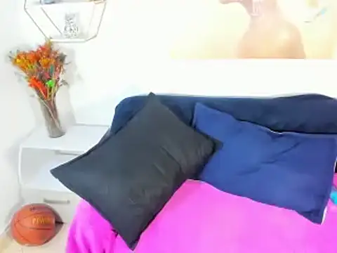 loly ebony4 online show from April 2026 09:39:33 PM