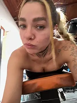 Violeta queen1 online show from June 2026 05:17:02 PM