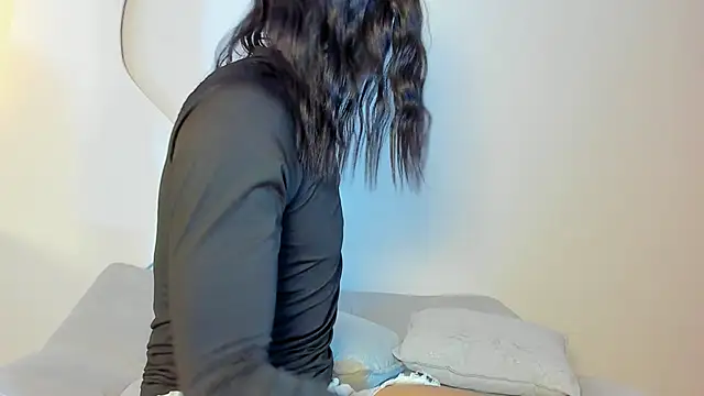 Snapshot of Aohomlester_ chatting on May 2026 02:33:02 PM Aohomlester online show from May 2026 02:33:02 PM