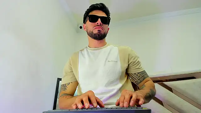 Snapshot of Draco_blaze chatting on May 2026 01:28:02 PM Draco blaze online show from May 2026 01:28:02 PM