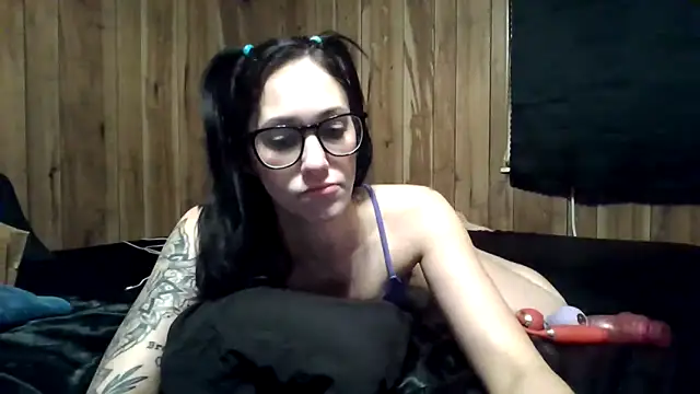Snapshot of satindreamsxxx chatting on May 2026 01:25:01 AM satindreamsxxx online show from May 2026 01:25:01 AM