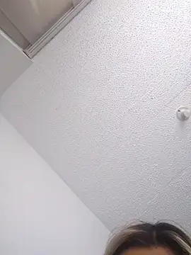 Bebitafiu online show from April 2026 06:43:02 PM