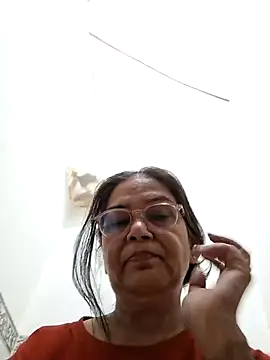 Snapshot of Shalini3456 chatting on April 2026 04:17:01 AM Shalini3456 online show from April 2026 04:17:01 AM