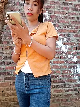 Snapshot of Elena_Mia chatting on May 2026 11:45:02 PM Elena Mia online show from May 2026 11:45:02 PM
