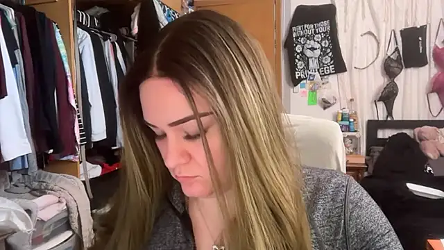 idkletsavoideverything online show from May 2026 03:53:02 PM
