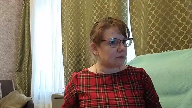 Snapshot of Miss_SandraX chatting on May 2026 04:15:01 PM Miss SandraX online show from May 2026 04:15:01 PM