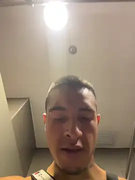 willclayy online show from June 2026 02:33:01 PM