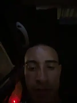 Snapshot of willclayy chatting on June 2026 07:10:01 AM willclayy online show from June 2026 07:10:01 AM
