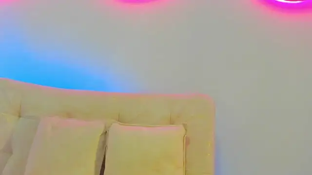 Snapshot of VenusBlazzer chatting on May 2026 11:50:02 AM VenusBlazzer online show from May 2026 11:50:02 AM