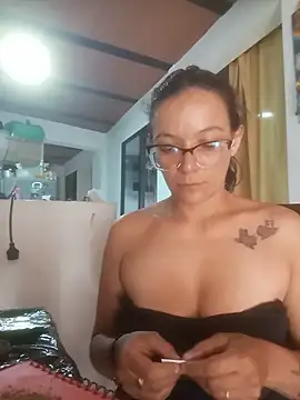 LunaArias online show from July 2026 03:29:01 PM
