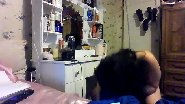 Snapshot of gagqueen2026 chatting on April 2026 03:36:01 PM gagqueen2026 online show from April 2026 03:36:01 PM