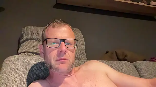 Snapshot of o_florian_o1 chatting on May 2026 07:22:02 PM o florian o1 online show from May 2026 07:22:02 PM