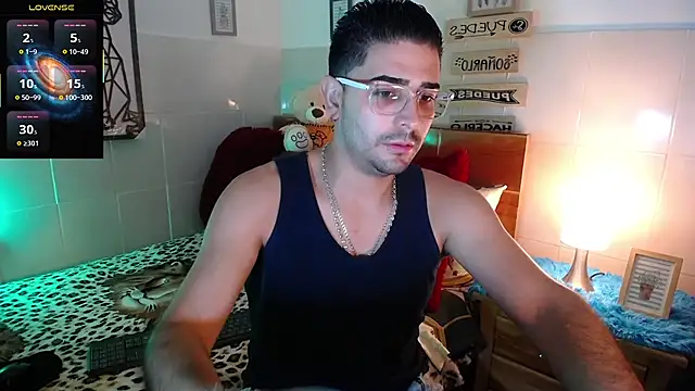 Snapshot of andders_ chatting on June 2026 05:36:02 PM andders online show from June 2026 05:36:02 PM