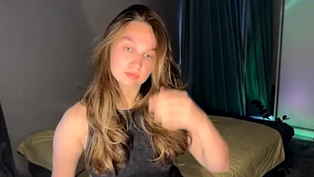Snapshot of secretnaya_girl chatting on May 2026 07:49:01 AM secretnaya girl online show from May 2026 07:49:01 AM