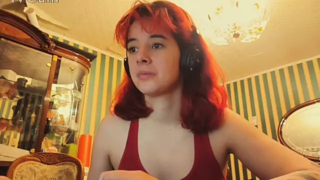 Snapshot of amberrrdolll_ chatting on May 2026 11:21:01 PM amberrrdolll online show from May 2026 11:21:01 PM