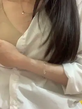 Snapshot of Summ_vn chatting on May 2026 02:00:01 PM Summ vn online show from May 2026 02:00:01 PM