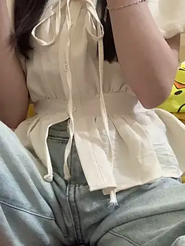 Snapshot of Summ_vn chatting on May 2026 02:22:01 PM Summ vn online show from May 2026 02:22:01 PM