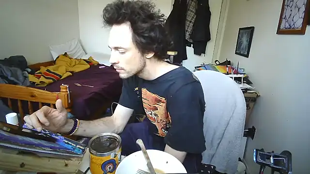 Snapshot of JohnnyMoves chatting on May 2026 04:49:02 PM JohnnyMoves online show from May 2026 04:49:02 PM