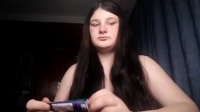 Snapshot of BeatriceMolands chatting on April 2026 06:32:02 PM BeatriceMolands online show from April 2026 06:32:02 PM