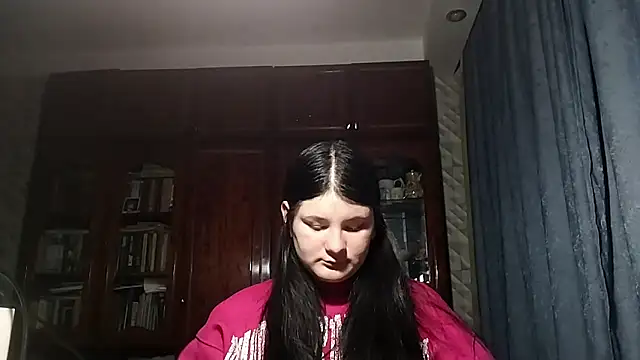 Snapshot of BeatriceMolands chatting on April 2026 07:22:02 PM BeatriceMolands online show from April 2026 07:22:02 PM