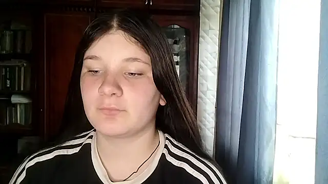 Snapshot of BeatriceMolands chatting on May 2026 10:54:01 AM BeatriceMolands online show from May 2026 10:54:01 AM