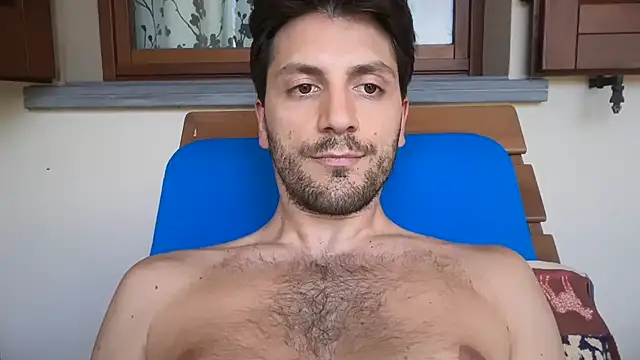 Snapshot of italianass94 chatting on May 2026 01:15:02 PM italianass94 online show from May 2026 01:15:02 PM