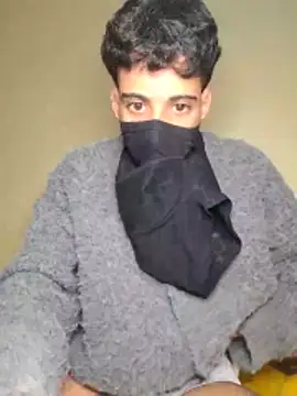 Snapshot of arabic_boy_hot chatting on April 2026 05:56:01 PM arabic boy hot online show from April 2026 05:56:01 PM