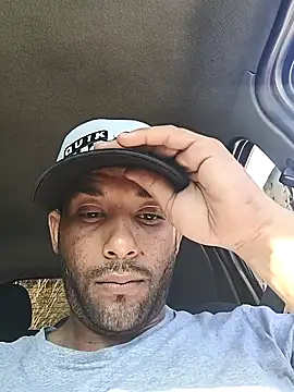 Snapshot of Ggshoow chatting on April 2026 01:23:01 PM Ggshoow online show from April 2026 01:23:01 PM