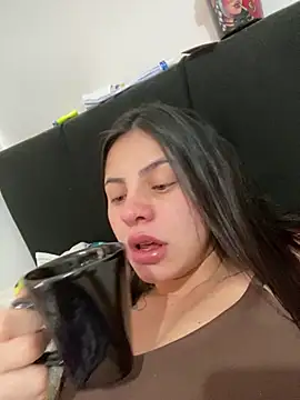 Livia-cortez online show from July 2026 12:20:01 PM