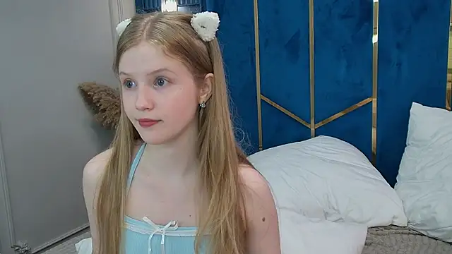 Snapshot of LilianHowards chatting on June 2026 10:34:01 AM LilianHowards online show from June 2026 10:34:01 AM