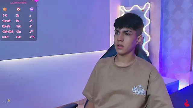 Snapshot of Damian_tay chatting on May 2026 11:39:01 AM Damian tay online show from May 2026 11:39:01 AM