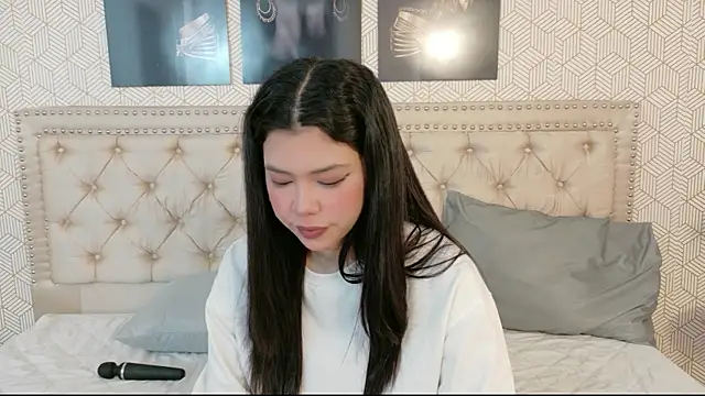 Nathy Pelaez online show from May 2026 03:23:01 AM