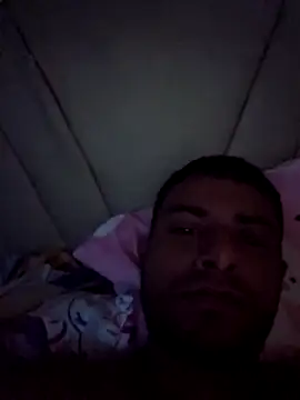 lauralobita online show from April 2026 08:09:02 PM