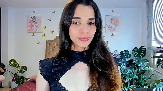 Snapshot of bella_grego chatting on May 2026 07:19:02 PM bella grego online show from May 2026 07:19:02 PM