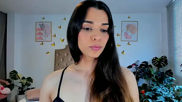 Snapshot of bella_grego chatting on July 2026 05:30:02 PM bella grego online show from July 2026 05:30:02 PM