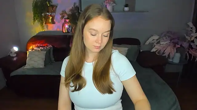 ValeriSunny online show from June 2026 04:30:01 PM