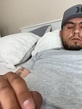 lameraverga25 online show from April 2026 09:50:02 PM