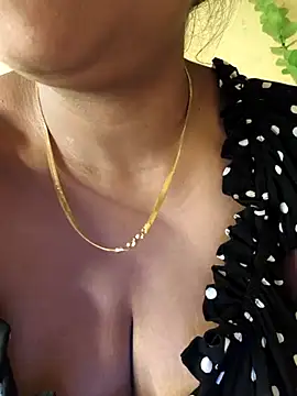 Snapshot of Newragini chatting on May 2026 08:25:02 PM Newragini online show from May 2026 08:25:02 PM
