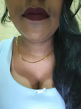 Snapshot of Newragini chatting on May 2026 02:03:01 PM Newragini online show from May 2026 02:03:01 PM