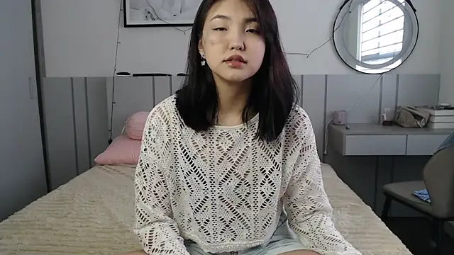 Maiaxoxo online show from April 2026 12:16:02 AM