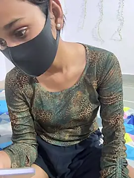 Snapshot of miss__sonam chatting on April 2026 06:10:01 PM miss sonam online show from April 2026 06:10:01 PM