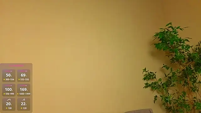 Snapshot of Muscle_Muse chatting on May 2026 03:43:01 PM Muscle Muse online show from May 2026 03:43:01 PM