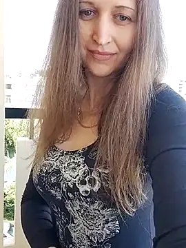 Snapshot of irresistibelle chatting on April 2026 10:41:02 AM irresistibelle online show from April 2026 10:41:02 AM