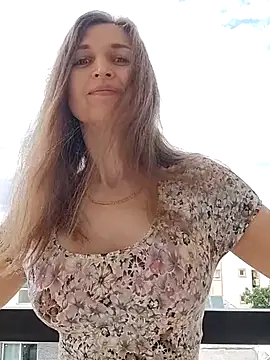 Snapshot of irresistibelle chatting on May 2026 11:40:01 AM irresistibelle online show from May 2026 11:40:01 AM